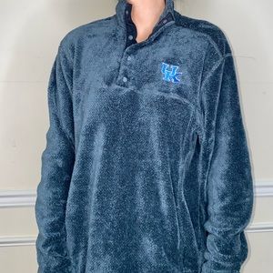 Comfy University of Kentucky quarter button down